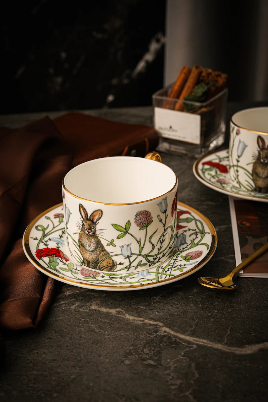 Russian Royal Porcelain Lomonosov Cartoon Rabbit Gold Plated Bone China Coffee Cup and Saucer Gift Box Gift Coffee Cup Set