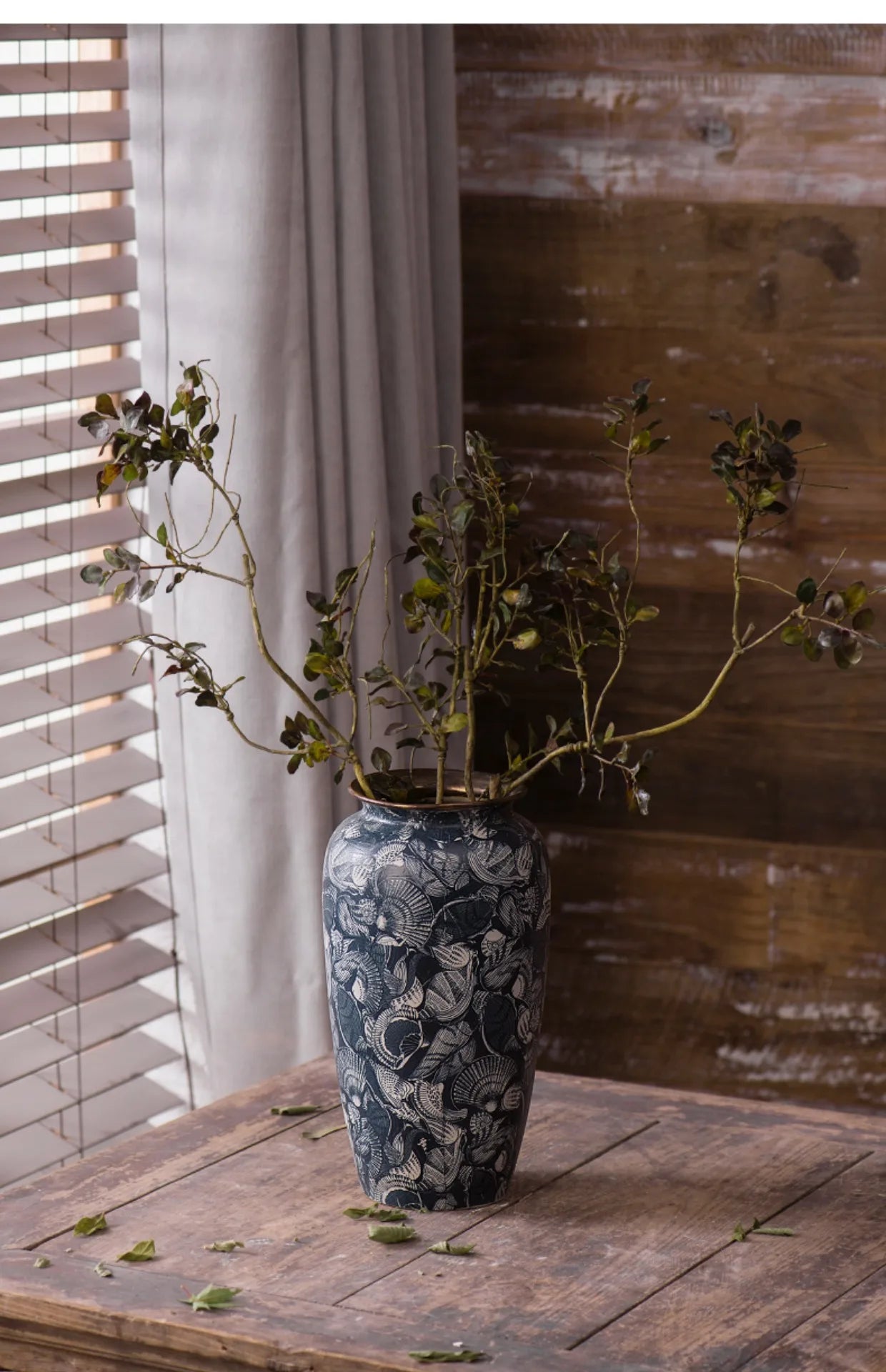 Jingdezhen Retro Literature And Art New Chinese Ceramic Vase Homestay Hotel TV Cabinet With Dried Flower Decorations