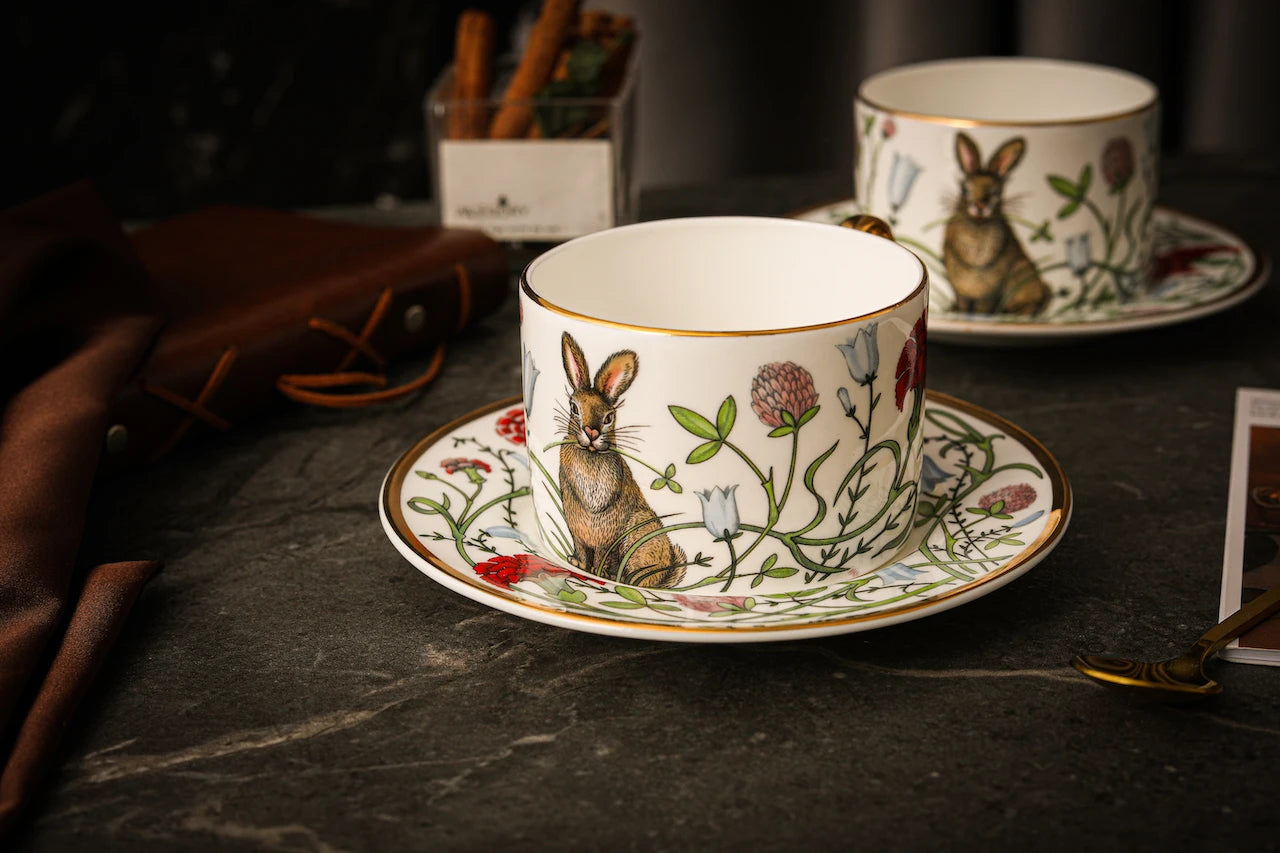 Russian Royal Porcelain Lomonosov Cartoon Rabbit Gold Plated Bone China Coffee Cup and Saucer Gift Box Gift Coffee Cup Set
