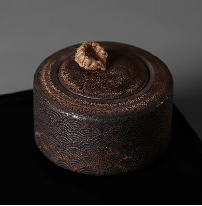 Nordic Ceramic Storage Jar with Lid Gilt Auspicious Clouds Relief Coffee Table Tea Canister Retro Seal Kitchen Cereal Dispenser