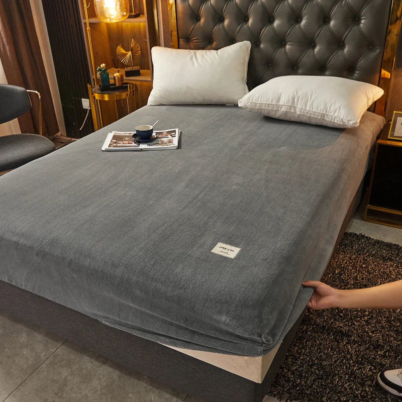Fine Flannel Mattress Cover Winter Warm Coral Fleece Bed Pad Protector Cover Soft Breathable Bed Cover Not Including Pillowcase