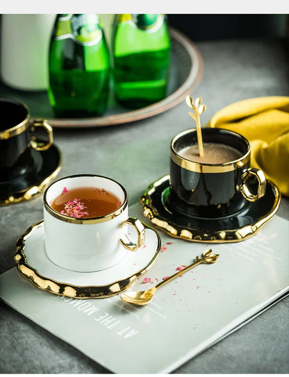 Light Luxury Ceramic Mug Dining Room Desktop Golden Stroke Cup and Saucer Set Creative Breakfast Milk Cups Home Decoration