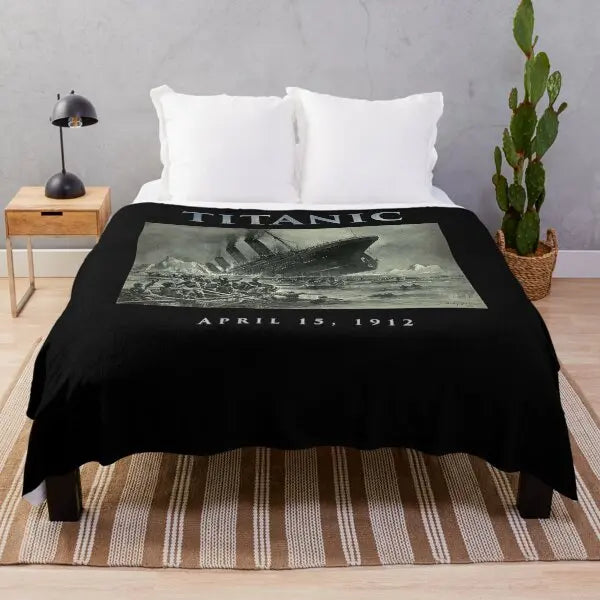 Titanic Sinking Throw Blanket Super Soft Fuzzy Cozy Warm Plush Blanket for Bed Couch Chair Living Room Spring Fall Winter Spring