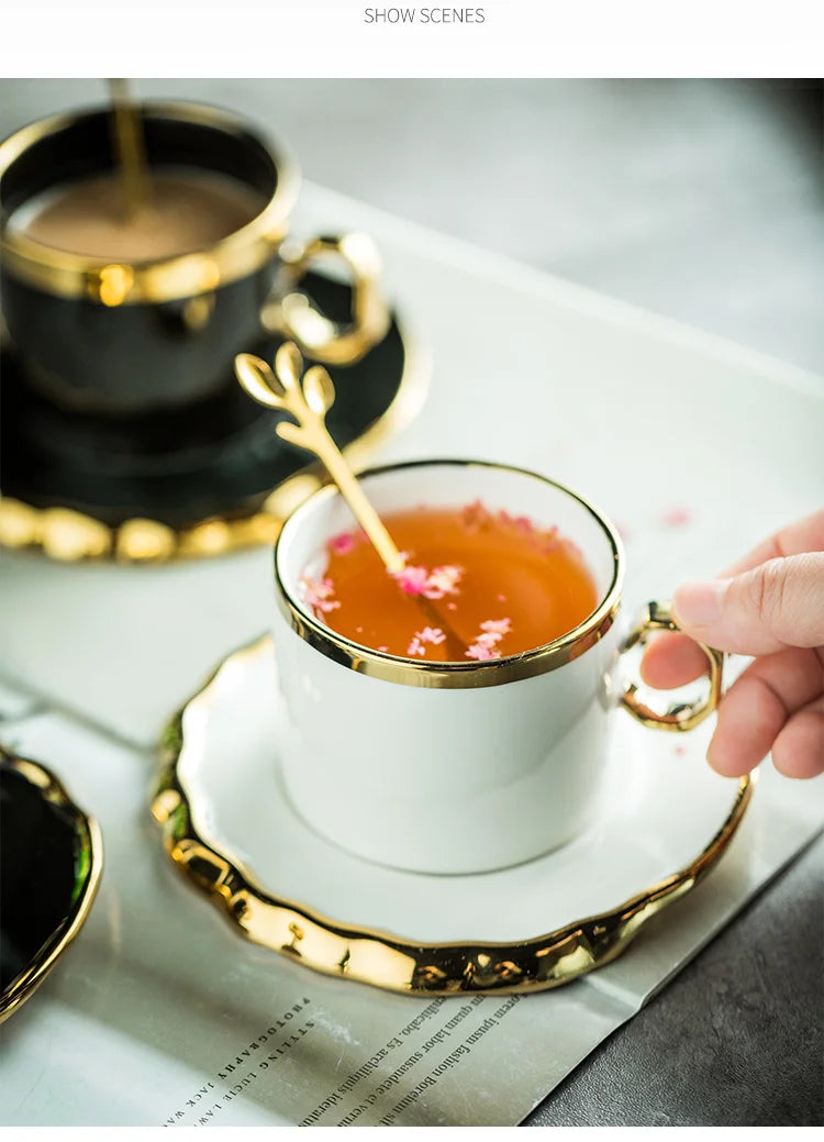 Light Luxury Ceramic Mug Dining Room Desktop Golden Stroke Cup and Saucer Set Creative Breakfast Milk Cups Home Decoration