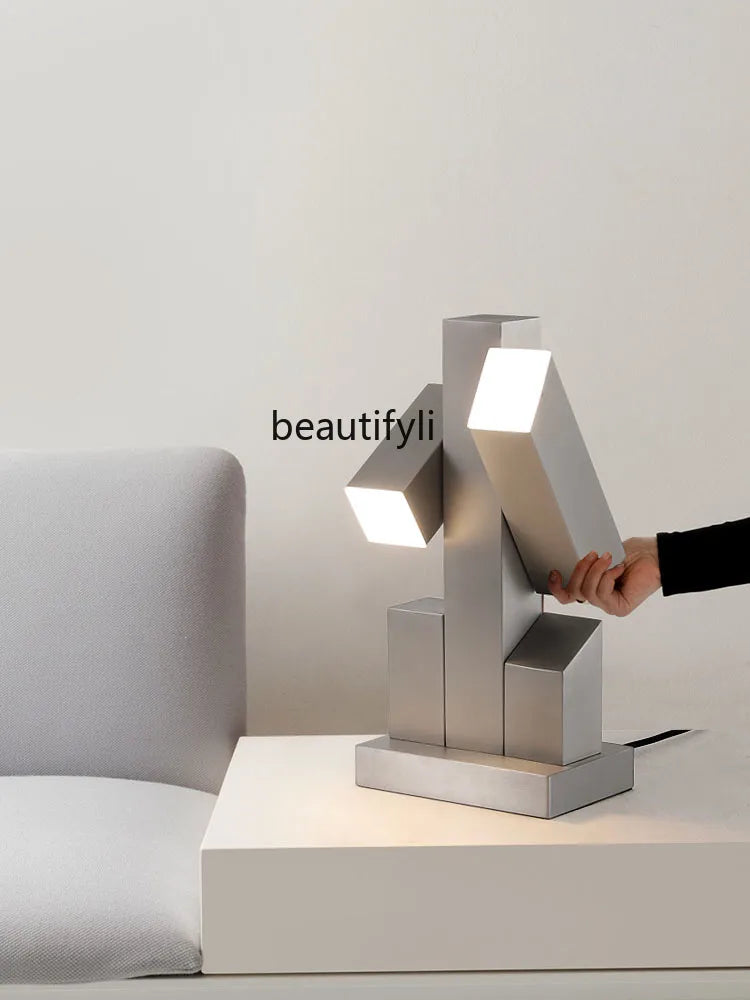 Interstellar Robot Middle-Ancient Bauhaus Metal Atmosphere Table Lamp Decoration Model Room Living Room Study Creative