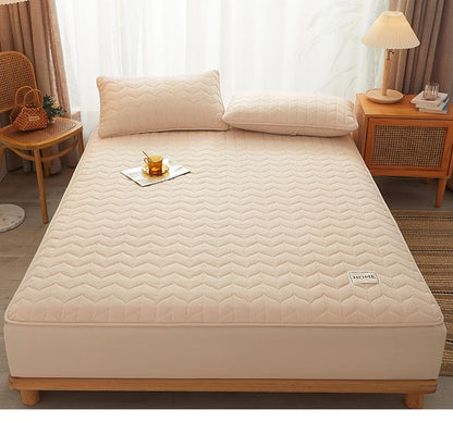 Cotton Thicken Quilted Mattress Cover Anti-bacterial Mattress Protector Topper Pad Soft Fitted Sheet Not Including Pillowcase