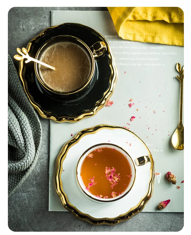 Light Luxury Ceramic Mug Dining Room Desktop Golden Stroke Cup and Saucer Set Creative Breakfast Milk Cups Home Decoration