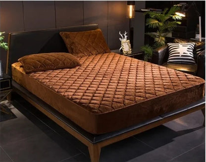 Plush Thicken Quilted Mattress Cover Warm Soft Crystal Velvet King Queen Quilted Bed Fitted Sheet Not Including Pillowcase